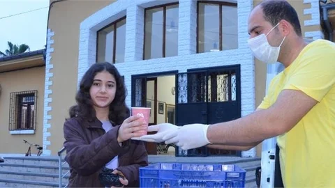 Mersin Büyükşehir’den Otogar ve Garlarda İftarlık Çorba