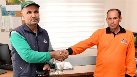 Mersin Büyükşehir Personelinden Örnek Davranış