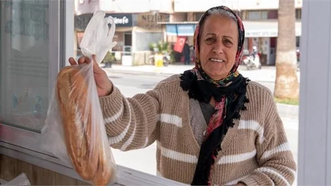 Büyükşehir’in Halk Ekmek Büfeleri Kapsamını Genişletiyor