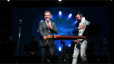 Başkan Seçer ve Meral Seçer, ‘kanun Namına Ahmet Baran Konseri’ni Dinledi