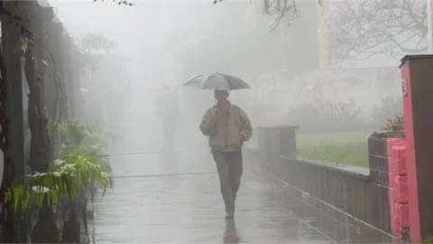 Ülkemizin Büyük Bölümünün Yağışlı Geçeceği, Sıcaklıkların Yurt Genelinde Azalacağı Belirtildi