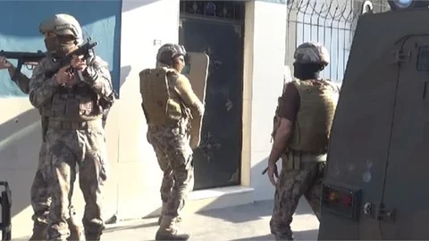 DEAŞ Terör Örgütü Üyesi Olduğu Değerlendirilen 13 Şüpheliyi Yakalamak İçin Operasyon Düzenlendi
