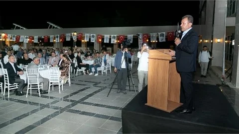 Başkan Seçer, Mersin’in Spor Camiasıyla Yemekte Buluştu