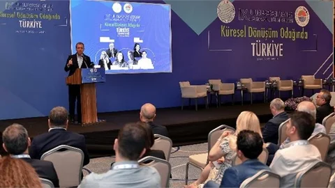 Başkan Seçer: "Mersin, Şu Anda Türkiye’nin En Stratejik Bölgesi"