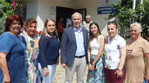 Akdeniz Belediye Başkanı Gültak; İhsaniye Mahallesi'ni Ziyaret Etti