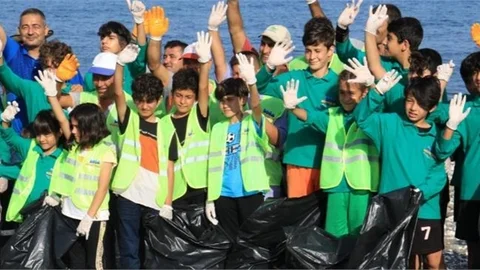 Caretta Carettalar’ın Üreme Alanları Temizleniyor