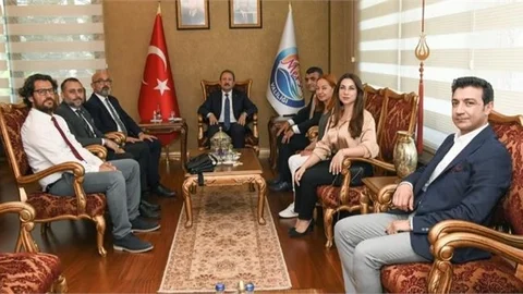 Mersin Barosu Yönetiminden Vali Pehlivan'a Ziyaret