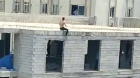 Mersin'de İntihar Girişimi