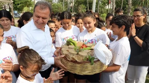 Başkan Seçer, Kır Çiçekleri İle Buluştu