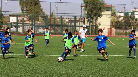 Mersin'de Çocuklara Futbol, Basketbol ve Tenis Kursları Verilecek