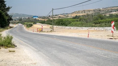 Tarsus’ta İlk Kez Bir Yol 3 Şeritli Duruma Getiriliyor