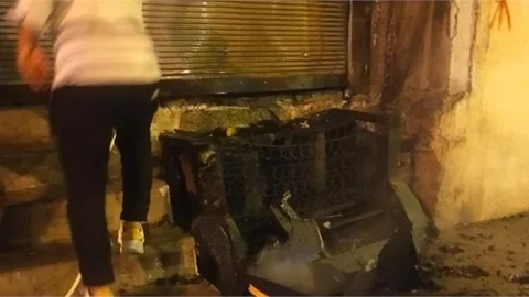 Çekyatta Çıkan Yangın İşyerinde Zarara Yol Açtı