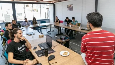 Mersin Büyükşehir’le Girişimciler, İş Hayatını Dijital Dünya İle Geliştiriyor