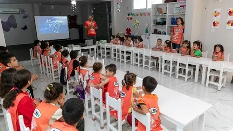 Mersin Büyükşehir’in Mevlana Kadın ve Çocuk Atölyesi’nde Toprağın ve Doğanın Önemi Anlatıldı