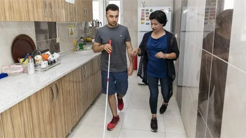 Mersin Büyükşehir’den Görme Engelli Bireylere Yönelik ‘bağımsız Hareket Becerileri’ Kursu