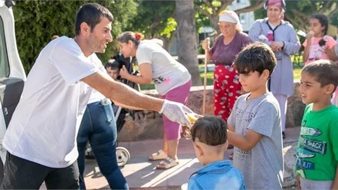Bu Yaz da Çocukların Dondurmaları Mersin Büyükşehir’den