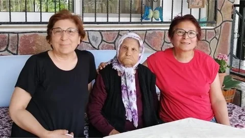 Mersin Alzheimer Derneği Tarsus Gurubu Alzheimer Hastalığında Sosyalleşmenin Etkisine Dikkat Çekiyor
