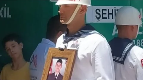 Pençe Kilit Operasyonunda Şehit Düşen Remzi Nişan Son Yolculuğuna Uğurlandı