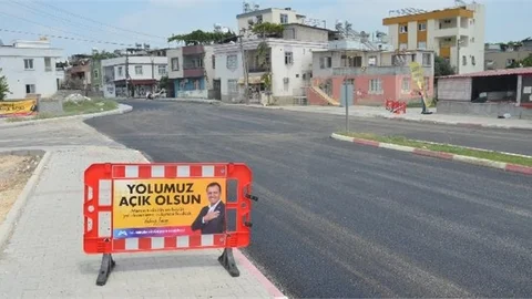 Mersin Büyükşehir Belediyesi’nden Tozkoparan’da Asfalt Çalışması