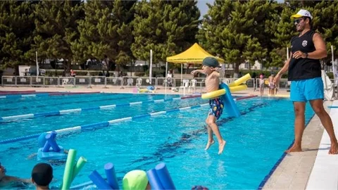 Büyükşehir’in Ücretsiz Yüzme Kursunda Hedeflenen 4 Bin Kursiyer Sayısına 1 Ayda Ulaşıldı
