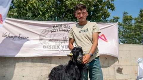 Mersin Büyükşehir’in "Hadi Gel Köyümüze Destek Verelim" Projesi Büyüyor