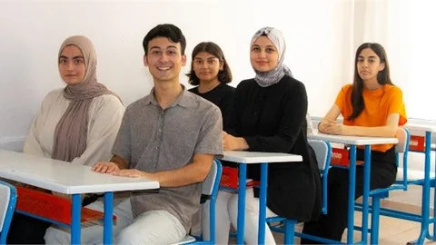 Büyükşehir’in Kurs Merkezleri’nde Sınava Hazırlanan Gençler, Birbirinden Güzel Üniversiteleri Kazandı