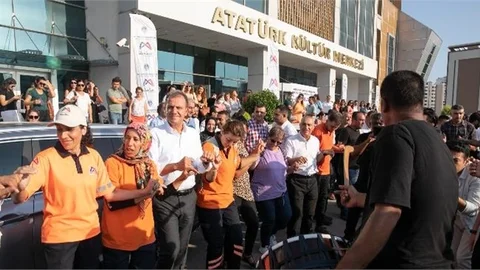 Mersin Büyükşehir, Belediye İş ve Disk Genel İş Arasında Yapılan Toplu İş Sözleşmesi’nin İmzaları Atıl