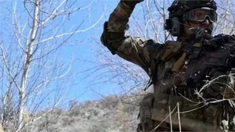 Acı Haber 1 Askerimiz Şehit Oldu