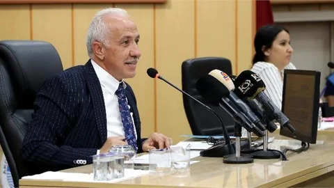 Akdeniz Belediyesi’nden Mahalle Muhtarları ve Üniversite Kazanan Öğrencilere Büyük Destek