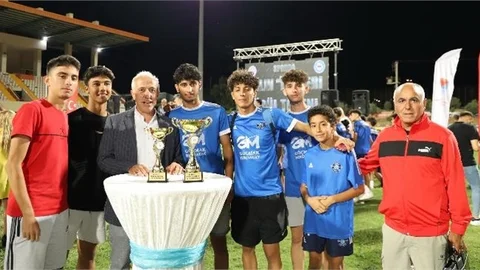 Akdeniz Belediye Başkanı Gültak, Sporda "Yılın En’leri Ödül Törenine" Katıldı