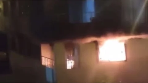 Mersin Tarsus'ta Ev Yangınında Kundaklama İddiası