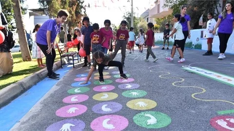 Mersin Büyükşehir İlk ‘çocuk Sokağı’nı Dünya Kız Çocukları Günü’nde Açtı