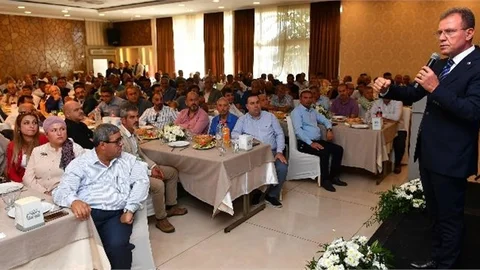 Başkan Seçer, ‘muhtarlar Günü’ Dolayısıyla Tarsus ve Çamlıyayla Muhtarlarıyla Bir Araya Geldi