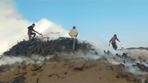 Mersin'de Kömür Yaparken Yanan Odunlar Zarara Neden Oldu