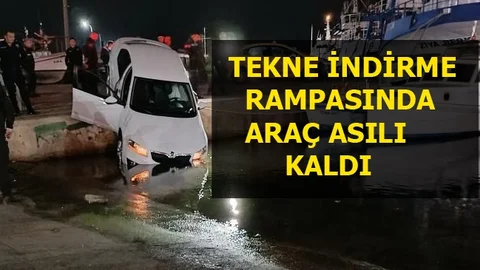 Mersin Taşucu Limanında Tekne İndirme Rampasında Aracın Ön Kısmı Denize Girdi