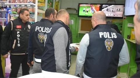 Yasadışı Bahis ve Kumar, Tombala ve Oyun Makineleri Uygulaması:686 Aranan Şahıs Yakalandı