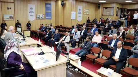 Akdeniz Belediye Başkanı Gültak; "Atatürk’ün Gösterdiği İstikamette Geleceğe İlerliyoruz"