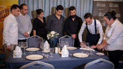 Servis Elemanı Kursu Bitti, Şimdi İş Zamanı