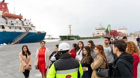 Kariyer Merkezi, Lojistikçileri Sektöre Hazırlıyor