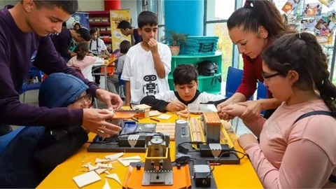 Mesafeler Bilime Engel Değil