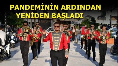 Mersinlilerin Bandosu Yeniden Atatürk Caddesi’nde
