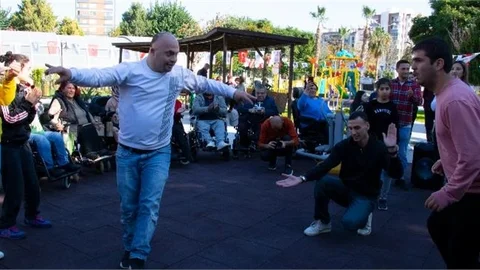 Bu Parkta Engel Değil Eğlence Var