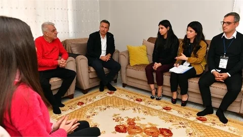 Öğretmenlerimiz 10 İlçede Veli Ziyaretlerine Başladı