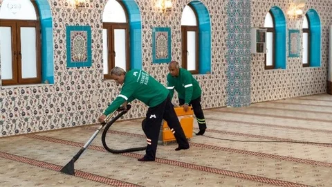 Mersin Büyükşehir İbadethaneleri Pırıl Pırıl Yapıyor