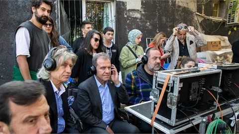 Başkan Seçer, "Roza" Film Seti’ni Ziyaret Etti