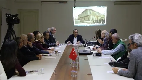 Akdeniz Kent Konseyi, ‘tarihi Karamancılar Konağı’ Gündemiyle Toplandı
