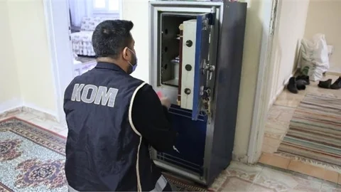 Mersin Polisinden Tefecilere Operasyon