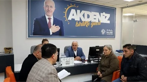 Akdeniz Belediye Başkanı Gültak Beyaz Masada!