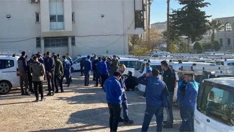 Türk Telekom da Taşeron İşçiler Kontak Kapattı