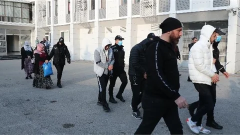 Mersin Asayiş Oparasyonunda 13 Tutuklama